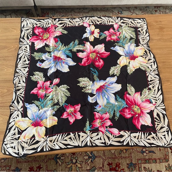 NWT Lauren Ralph Lauren sheer silk scarf
